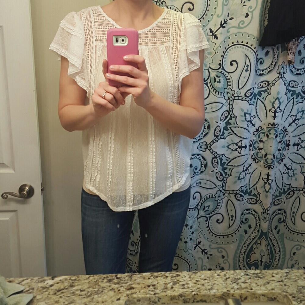 White netted tunic top